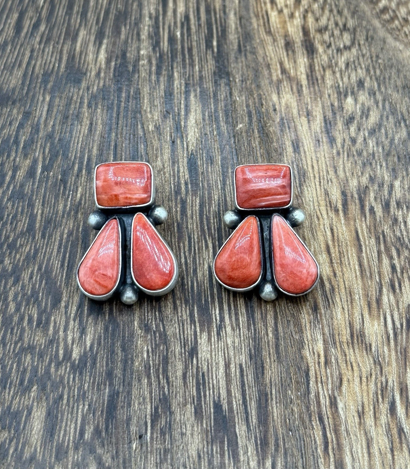 Navajo Handmade Sterling Silver Red Spiny Oyster Shell Post Cluster Earrings