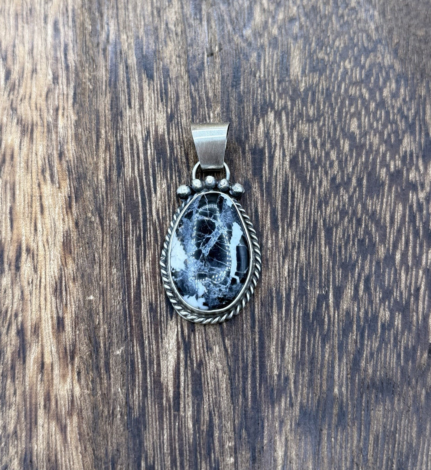 Native American Navajo Handmade Sterling Silver White Buffalo Pendant Old Look