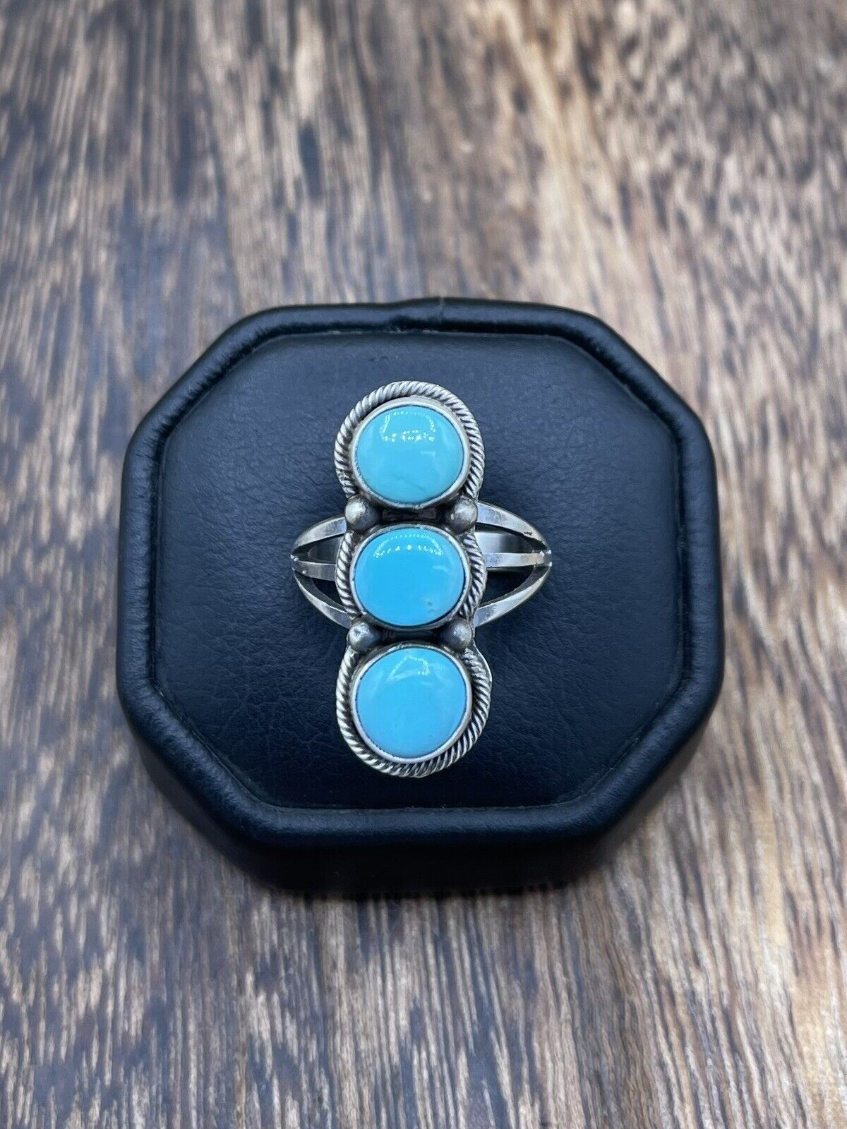 Native American Navajo Handmade Sterling Silver Kingman Turquoise Ring Size 7.5