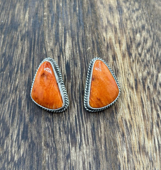 Navajo Handmade Sterling Silver Orange Spiny Oyster Shell Post Stud Earrings