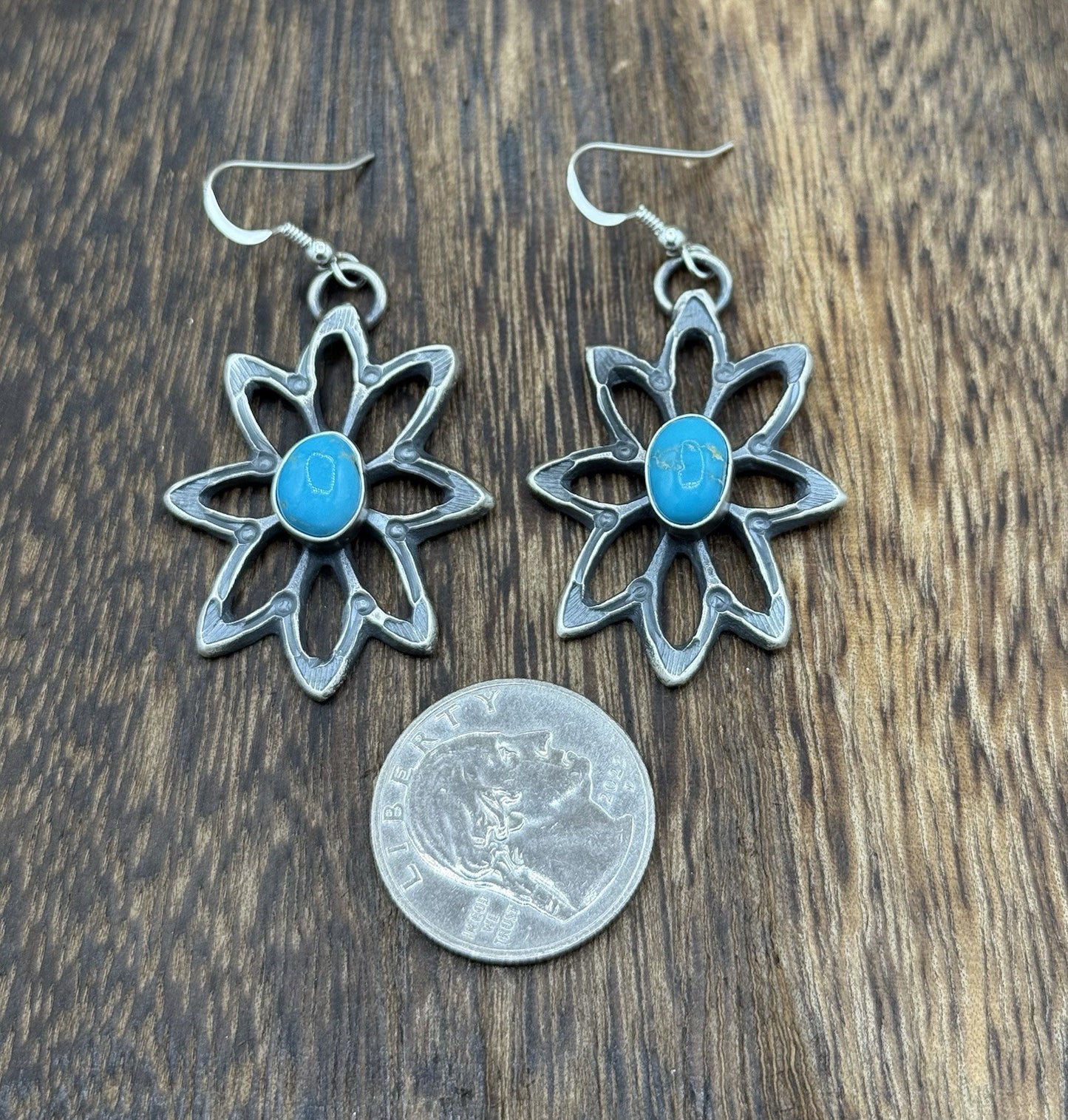 Navajo Handmade Sterling Silver Old Look Kingman Turquoise Earrings Kevin Billah