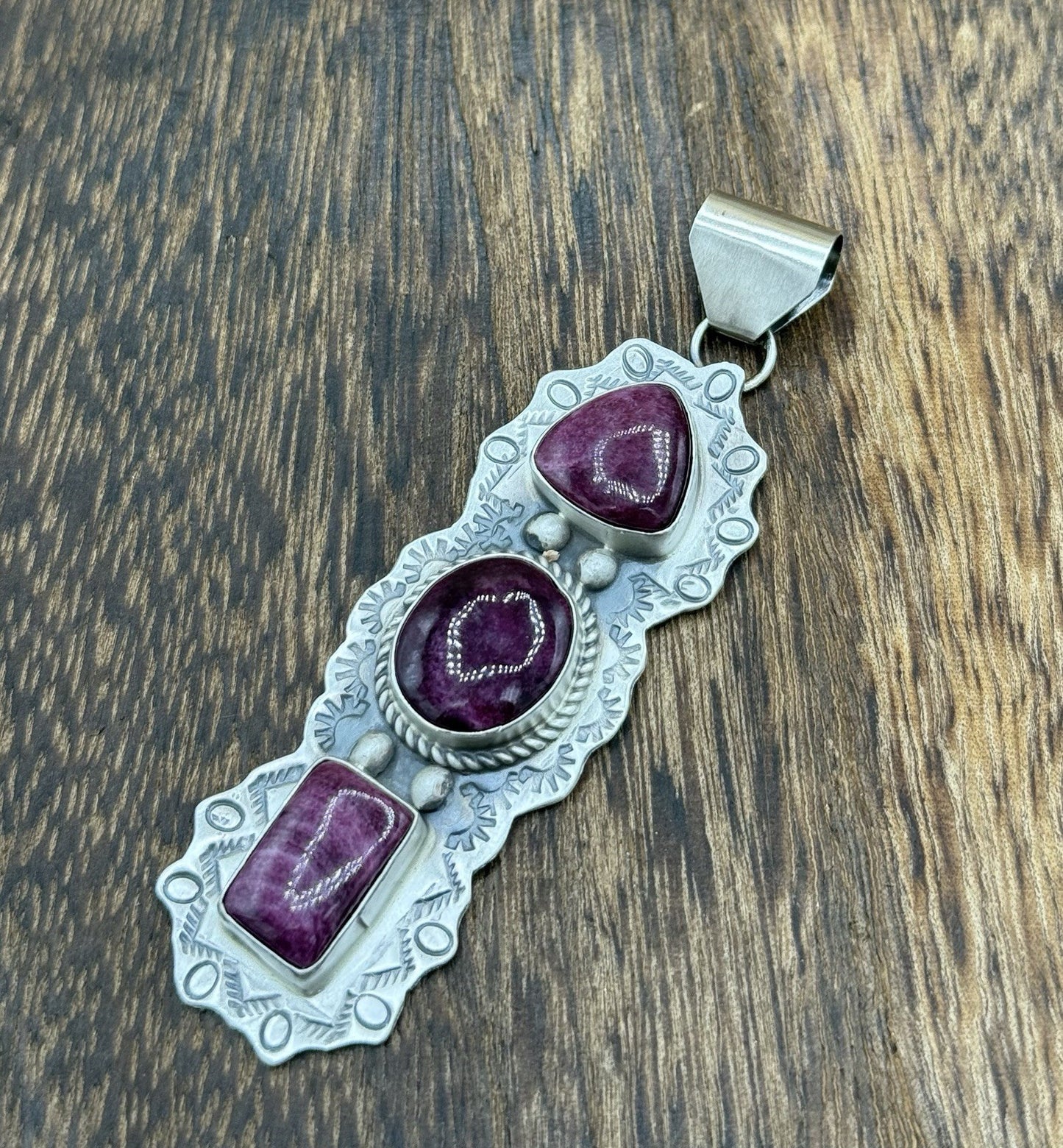 Navajo Handmade Sterling Silver Spiny Oyster Shell Stamped Drop Pendant