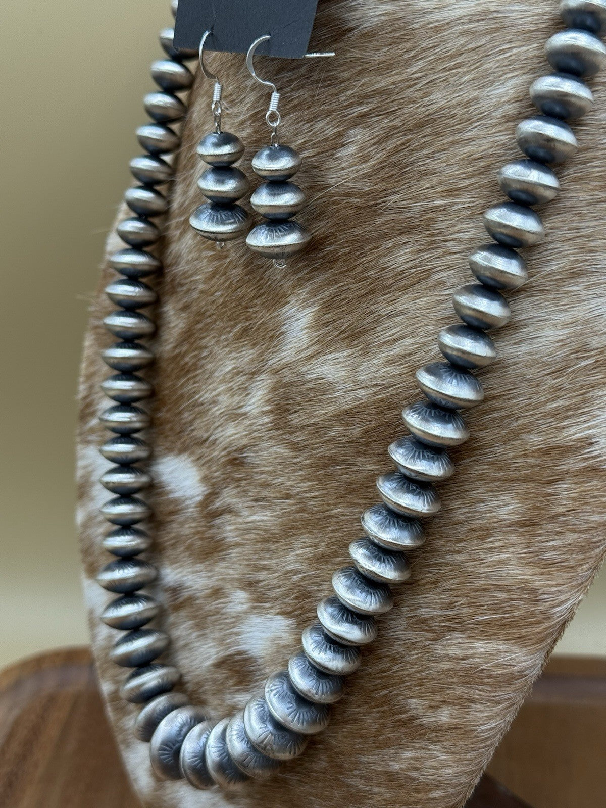 Authentic Navajo Handmade Old Look Navajo Pearl Bead Necklace And Earrings 24”