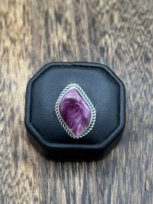 Navajo Handmade Sterling Silver Purple Spiny Oyster Adjustable Ring Size 7 - 10