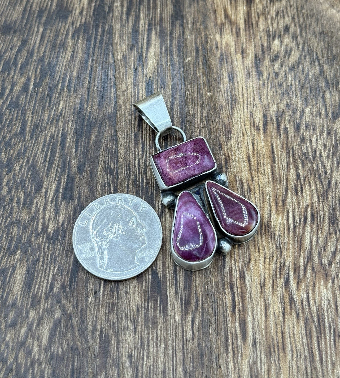 Navajo Handmade Sterling Silver Purple Spiny Oyster Shell Cluster Drop Pendant