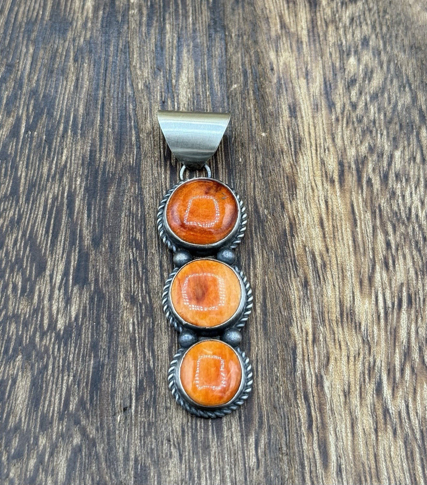 Navajo Handmade Sterling Silver Orange Spiny Oyster  Cluster Drop Pendant
