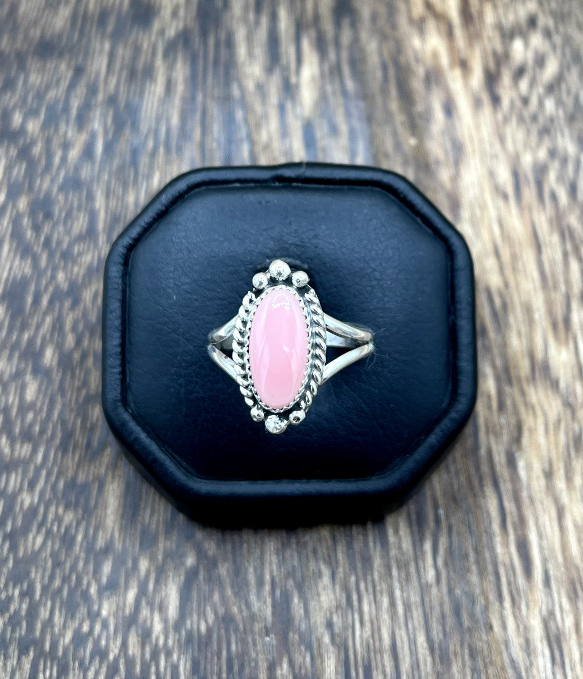 Navajo Handmade Sterling Silver Pink Conch Shell Band 6-9 Rings By Byron Begay