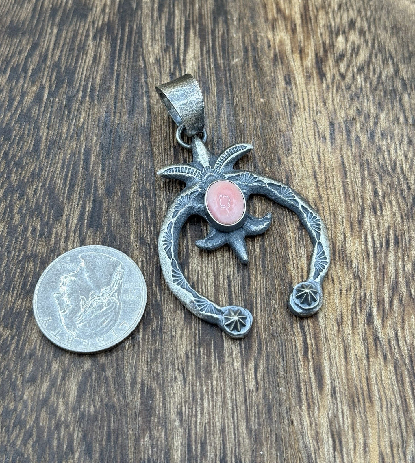 Native American Navajo Handmade Sterling Silver Old Look Pink Conch Naja Pendant