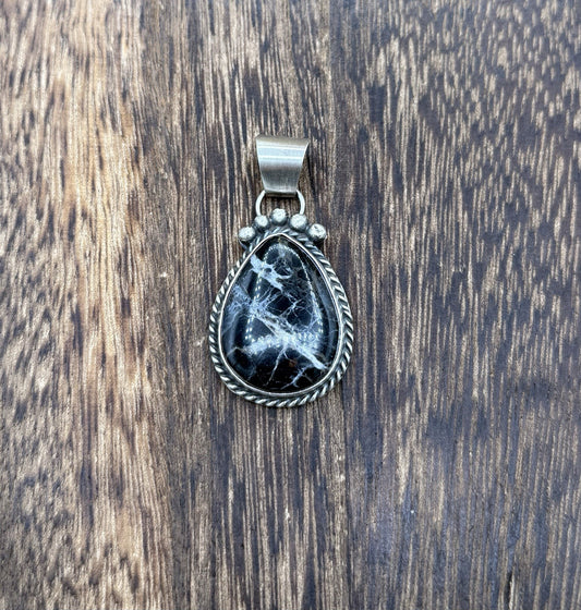 Native American Navajo Handmade Sterling Silver White Buffalo Pendant Old Look