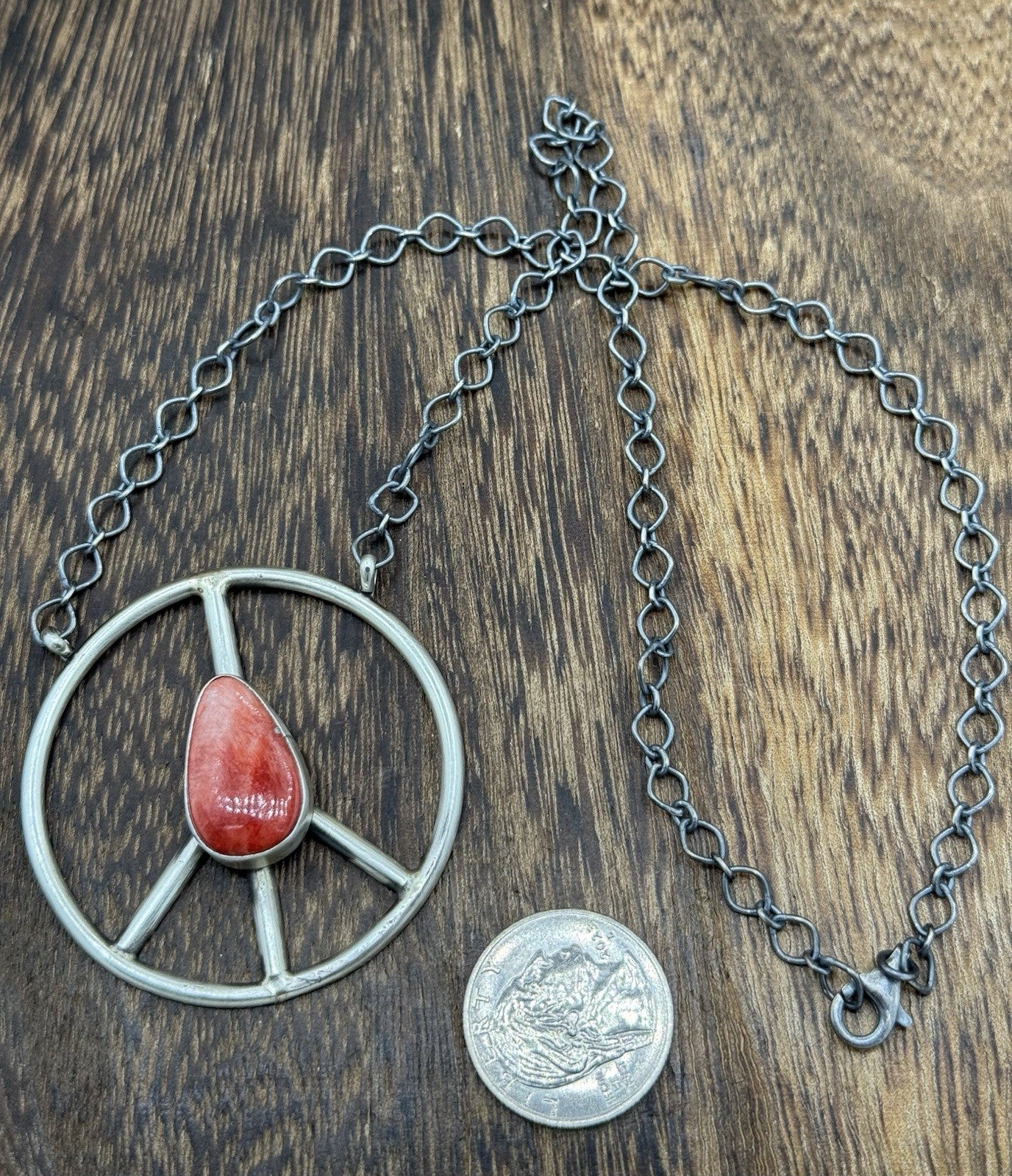 Navajo handmade Sterling Silver Spiny Oyster Shell Peace Hippie Necklace 18”