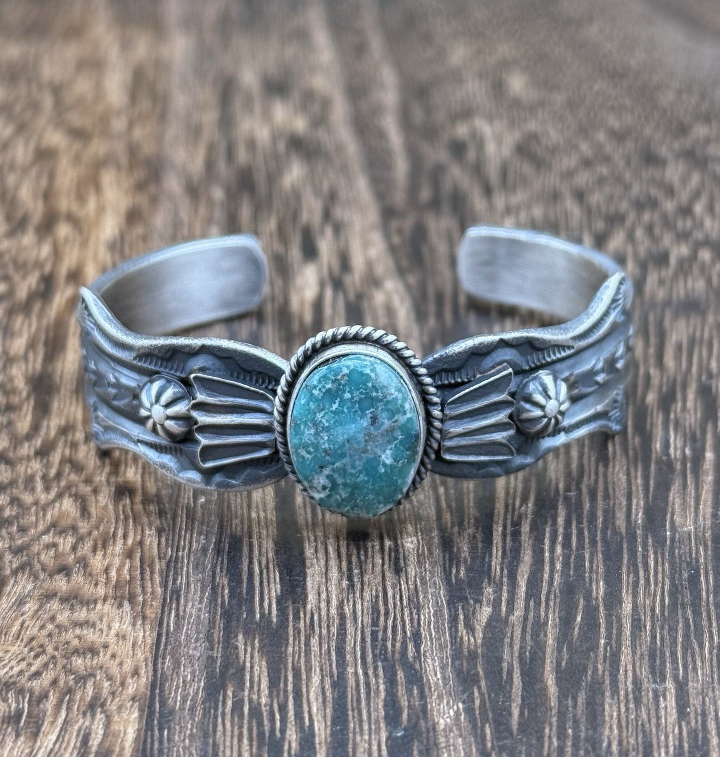 Navajo Handmade Sterling Silver Emerald Valley Turquoise Old look Cast Bracelet