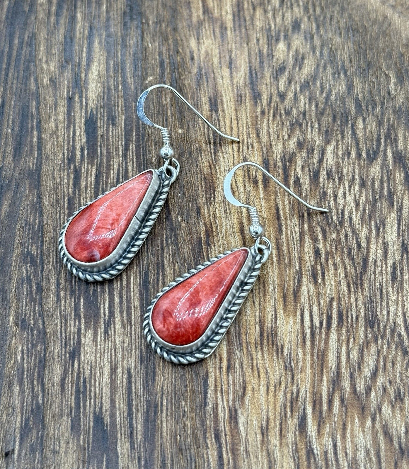 Native Navajo Handmade Sterling Silver Red Spiny Oyster Shell Dangle Earrings