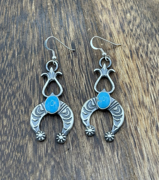 Navajo Handmade Sterling Silver Old Look Kingman Turquoise Earrings Kevin Billah