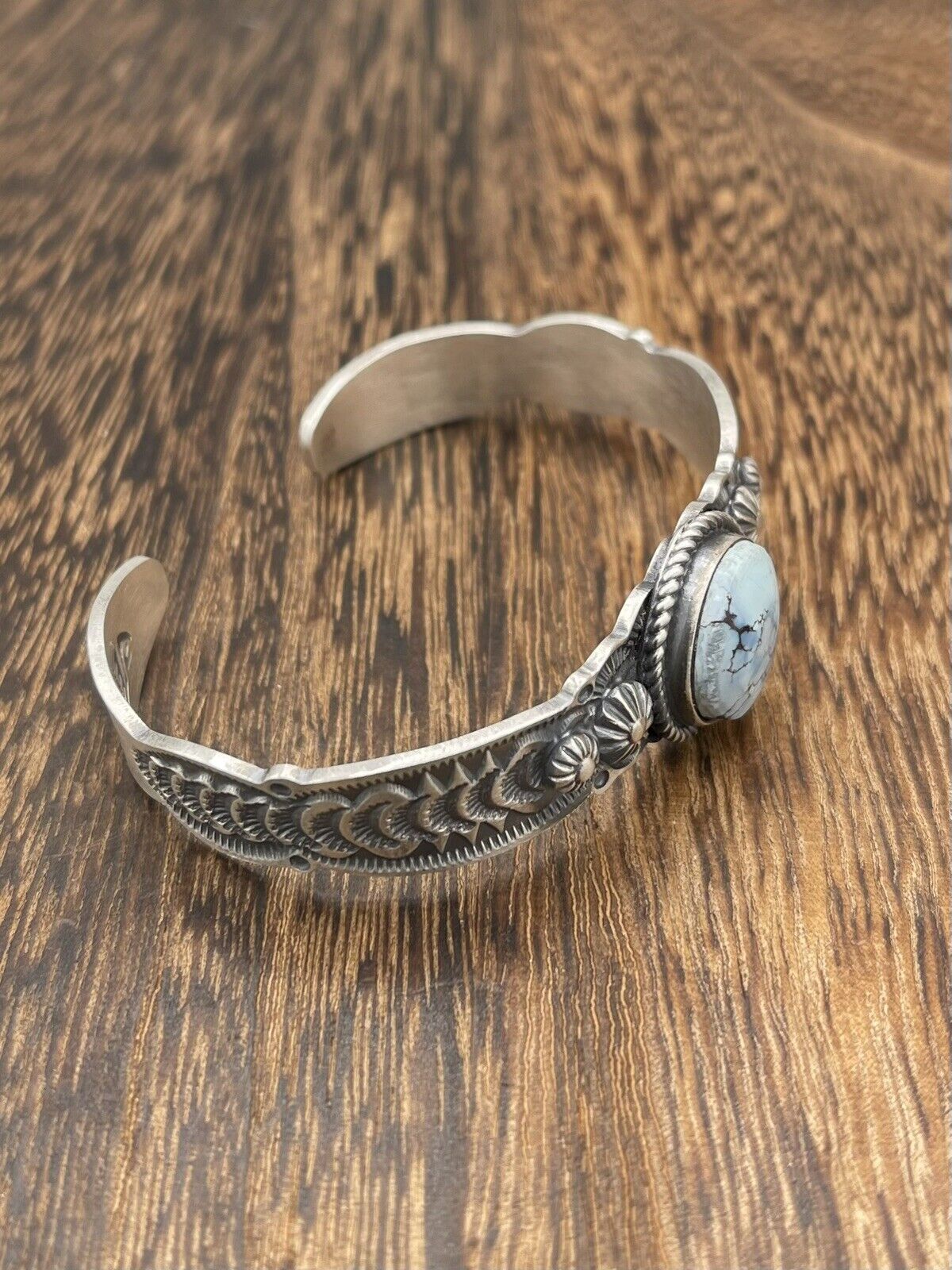 Native American Navajo Handmade Sterling Silver Natural Turquoise Cuff Bracelet