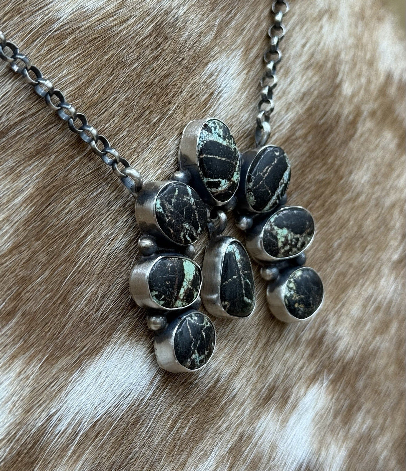 Navajo Handmade Sterling Silver Blackjack Turquoise Cluster Naja Necklace 18”