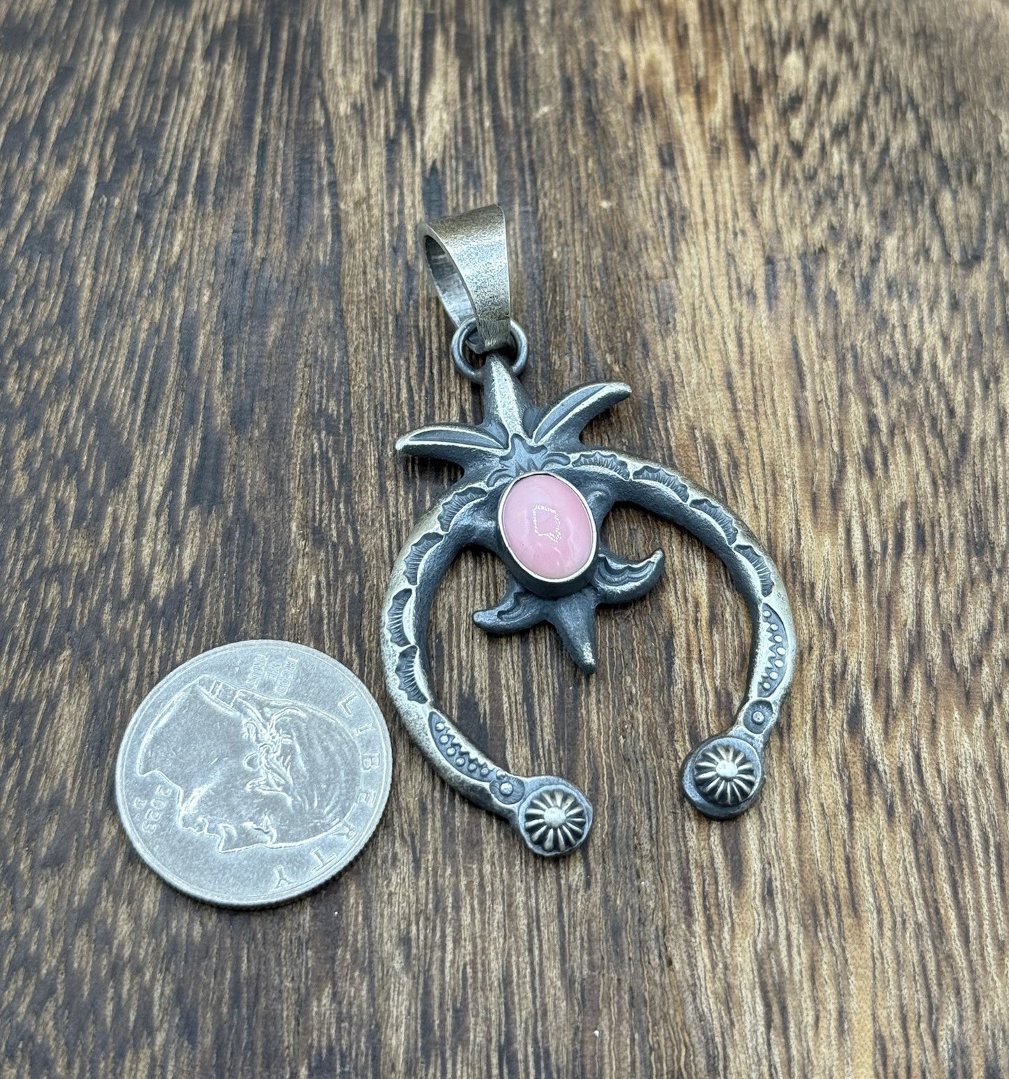 Native American Navajo Handmade Sterling Silver Old Look Pink Conch Naja Pendant