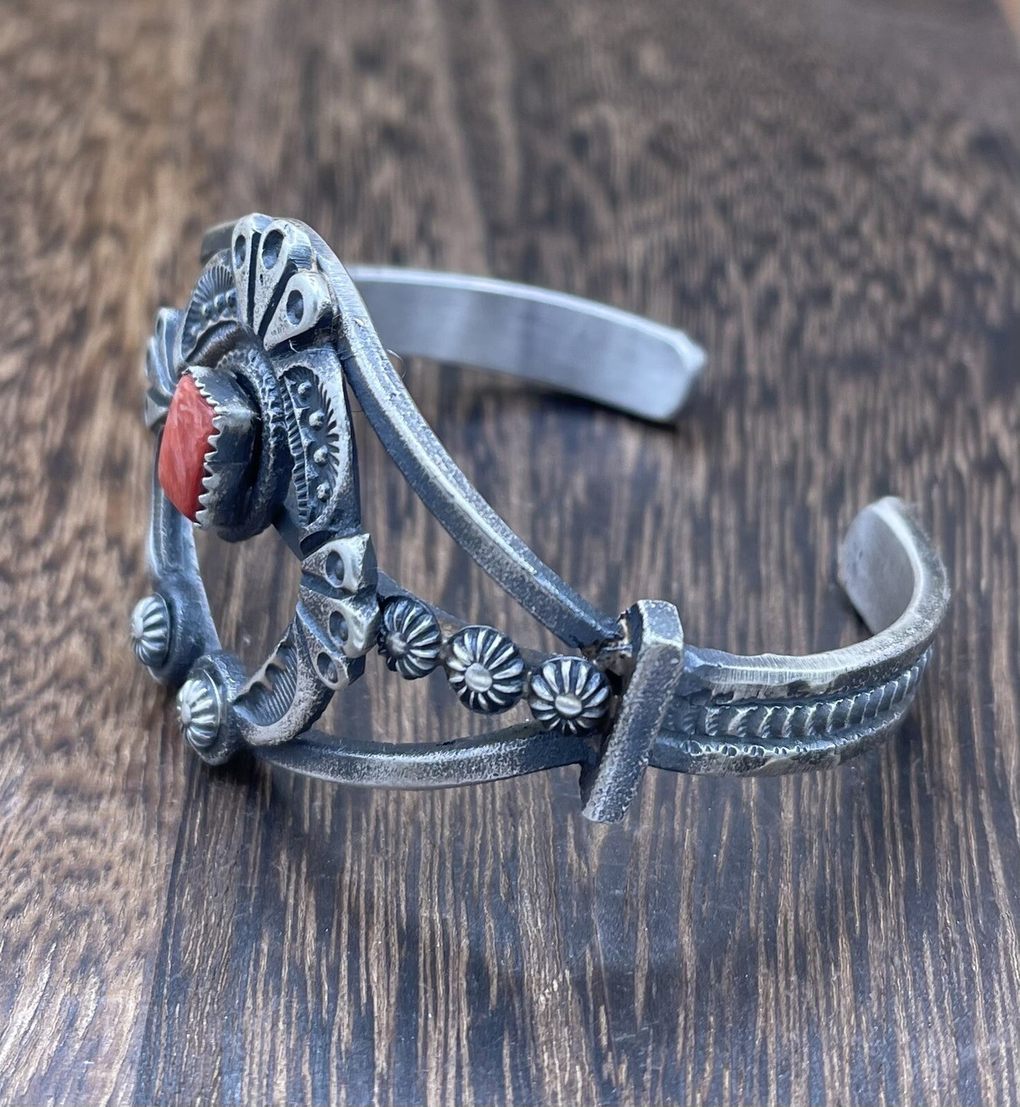 Native American Silver Navajo Handmade Red Spiny Oyster Old look Naja Bracelet