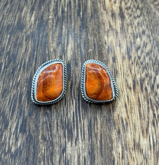 Navajo Handmade Sterling Silver Orange Spiny Oyster Shell Post Stud Earrings