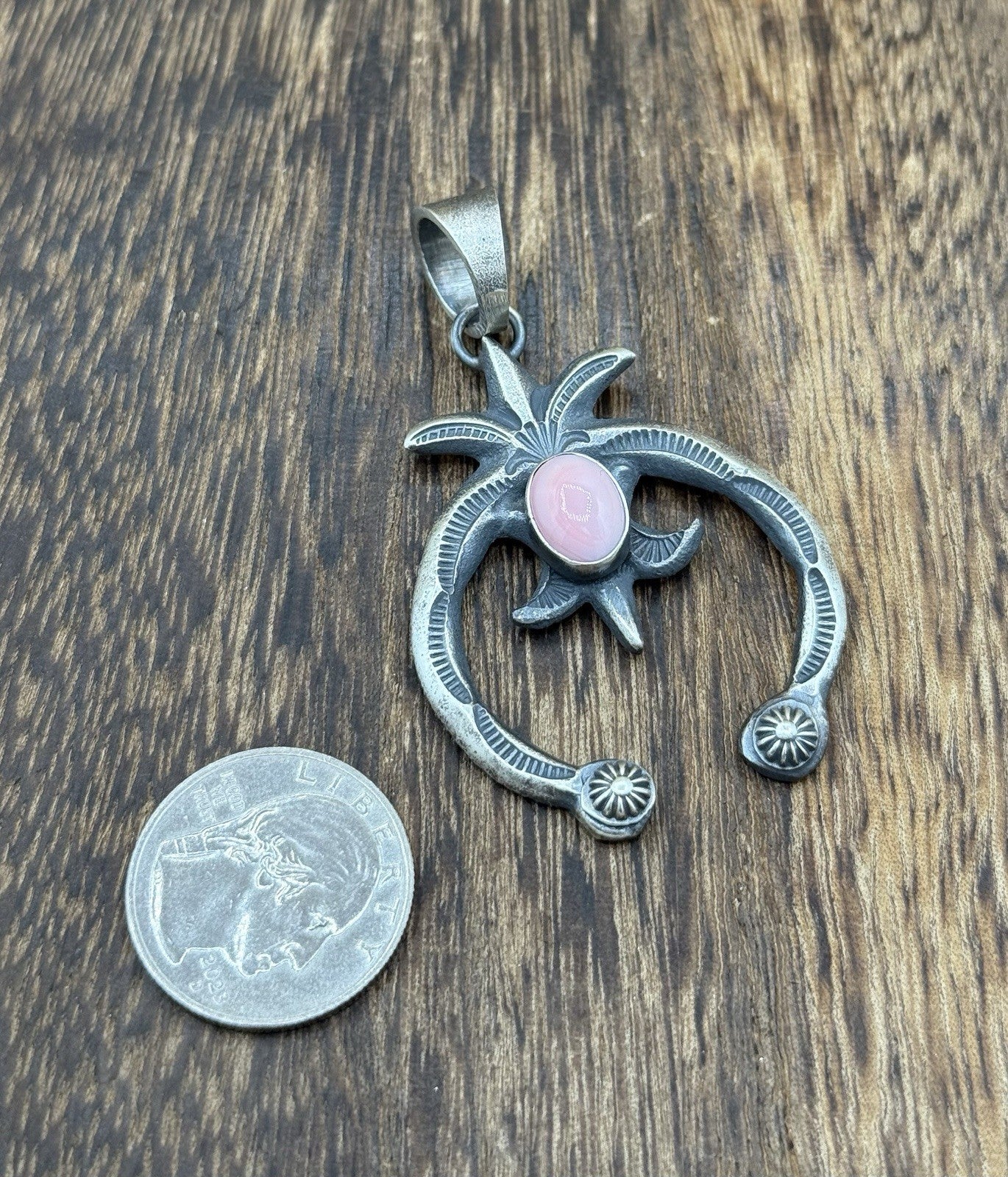 Native American Navajo Handmade Sterling Silver Old Look Pink Conch Naja Pendant