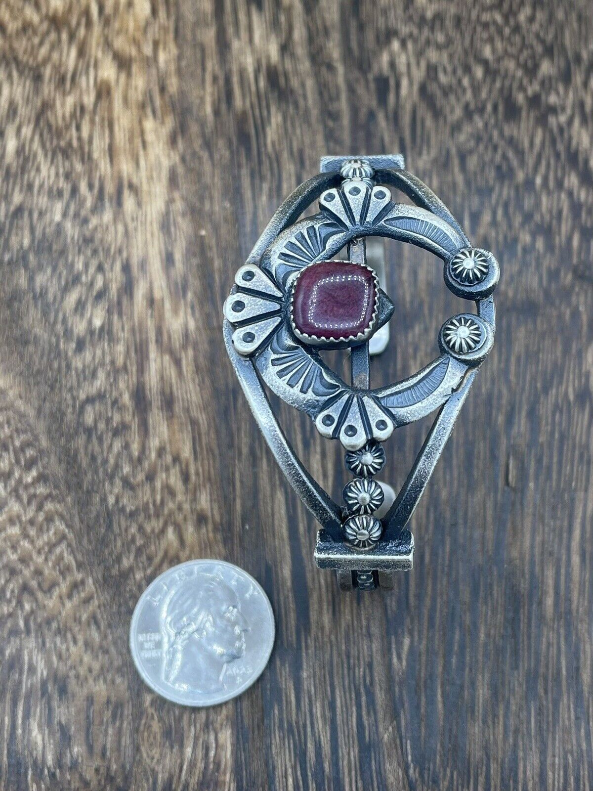 Native American Silver Navajo Handmade Purple Spiny Oyster Old look Bracelet