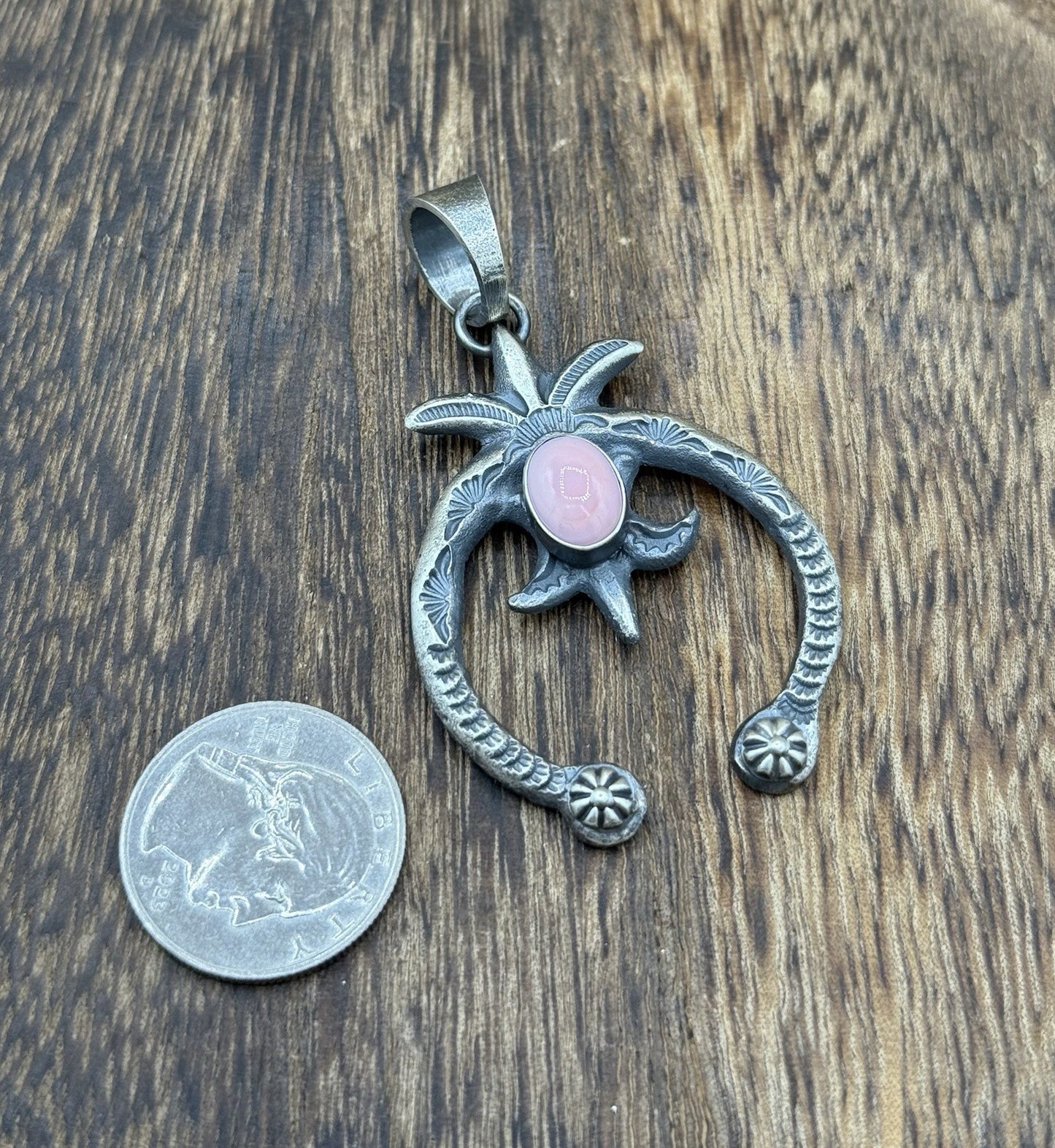 Native American Navajo Handmade Sterling Silver Old Look Pink Conch Naja Pendant