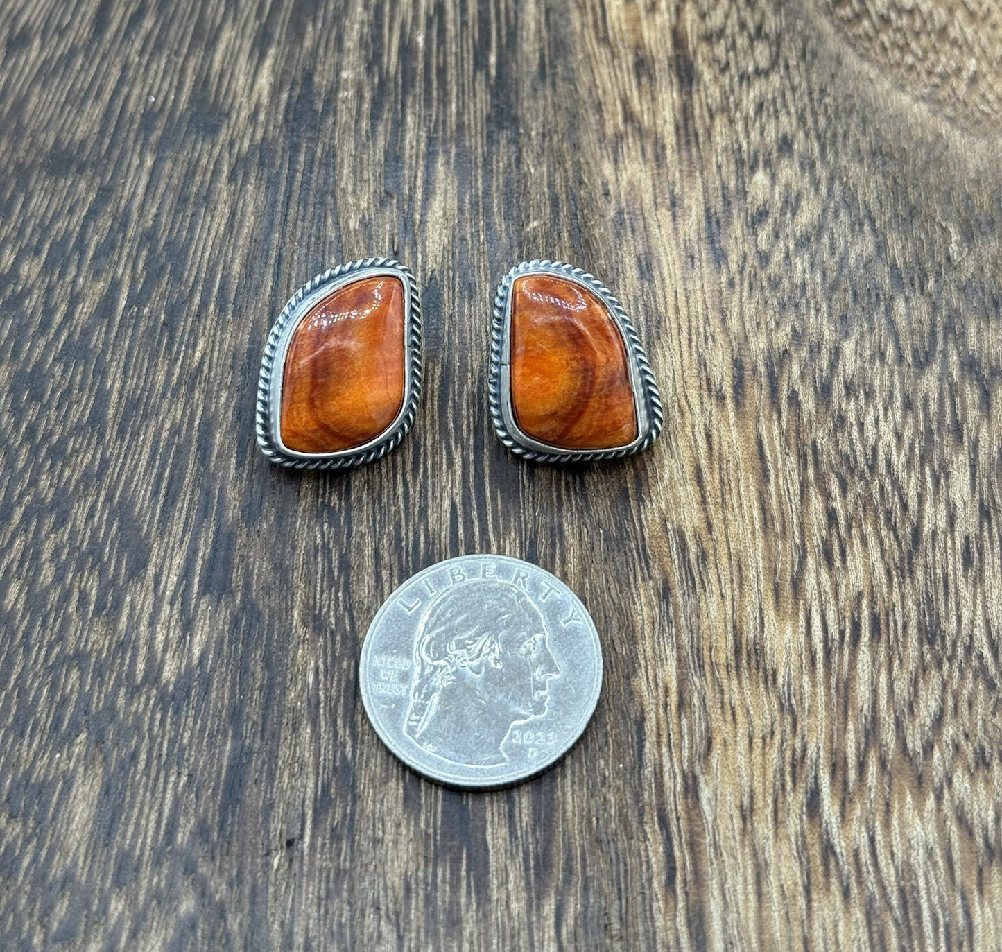 Navajo Handmade Sterling Silver Orange Spiny Oyster Shell Post Stud Earrings