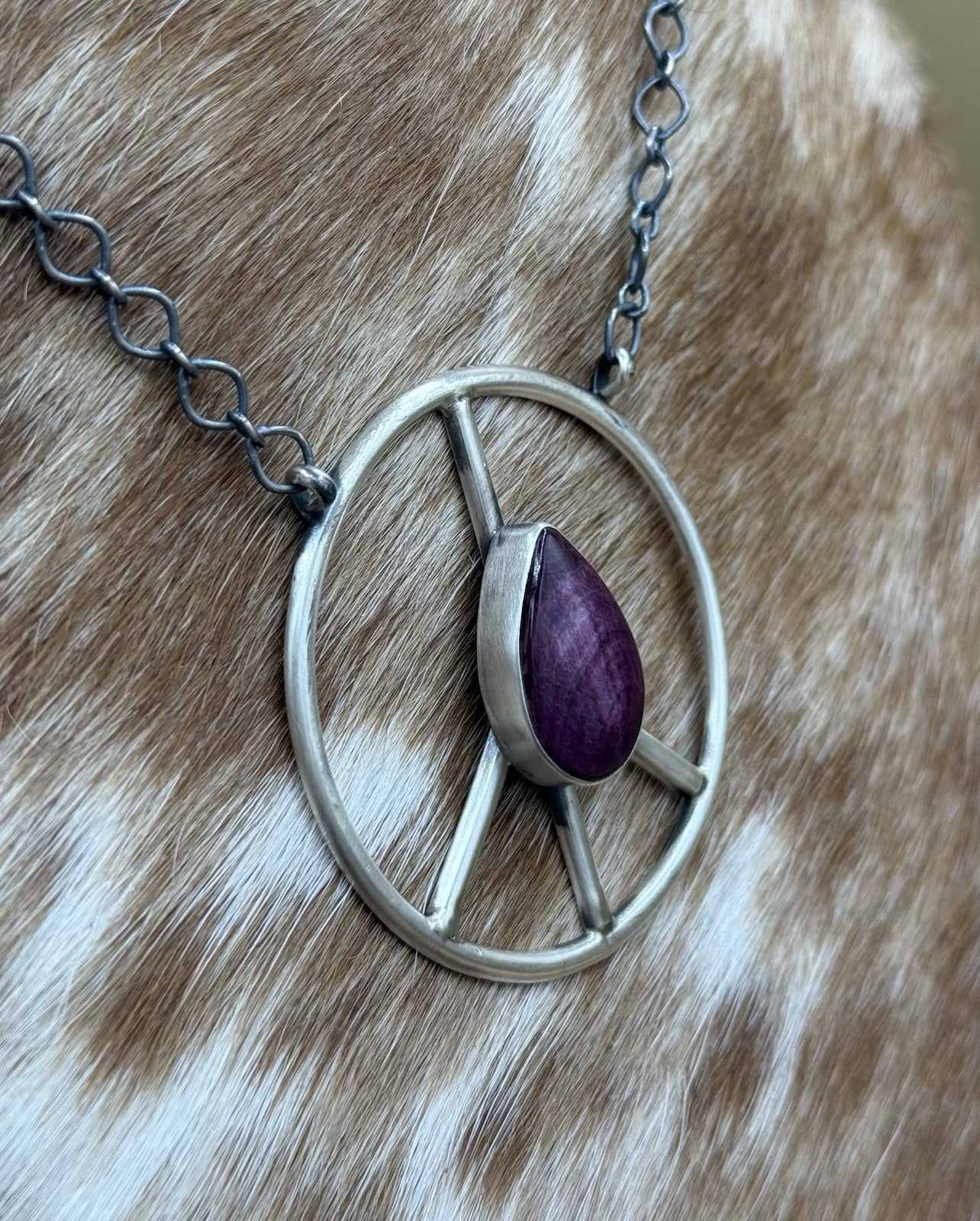 Navajo handmade Sterling Silver Spiny Oyster Shell Peace Hippie Necklace 18”