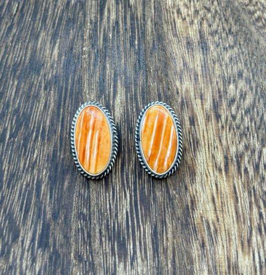 Navajo Handmade Sterling Silver Orange Spiny Oyster Shell Post Stud Earrings
