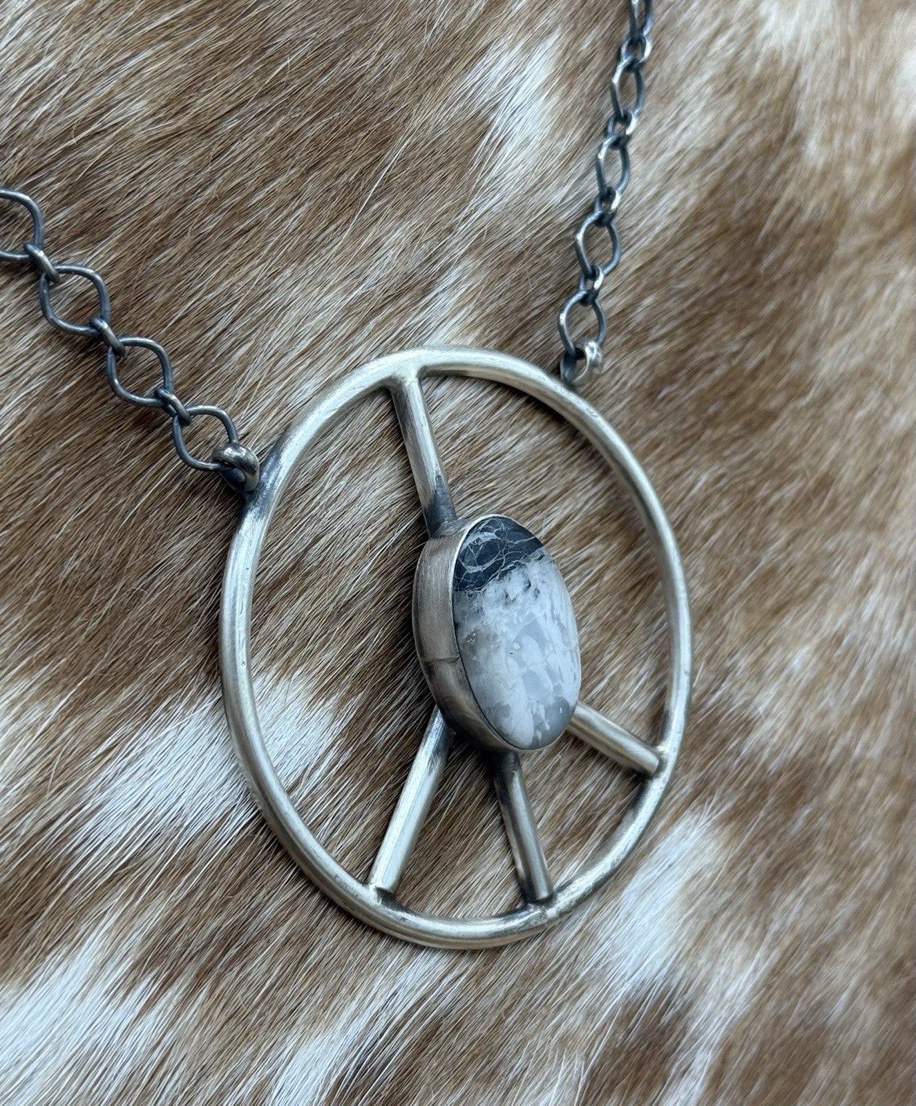 Navajo handmade Sterling Silver White Buffalo Peace Hippie Necklace 18”