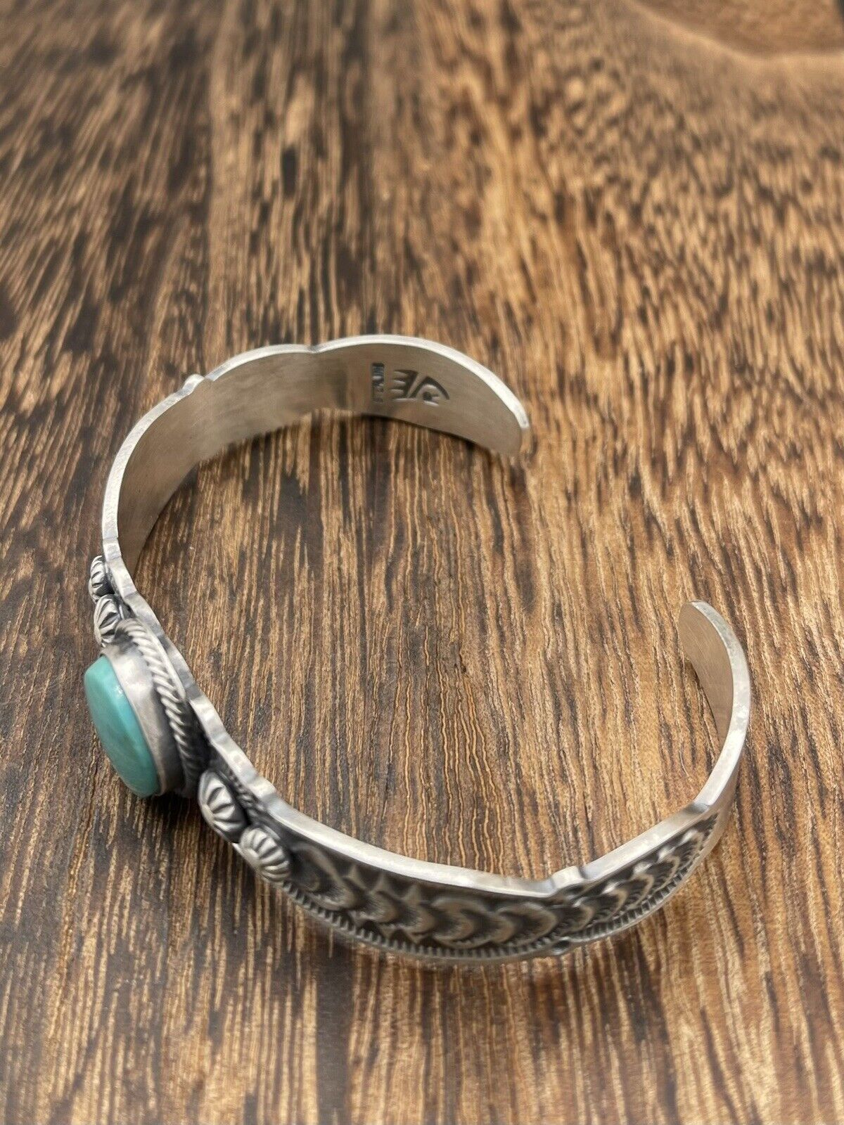 Native American Navajo Handmade Sterling Silver Natural Turquoise Cuff Bracelet