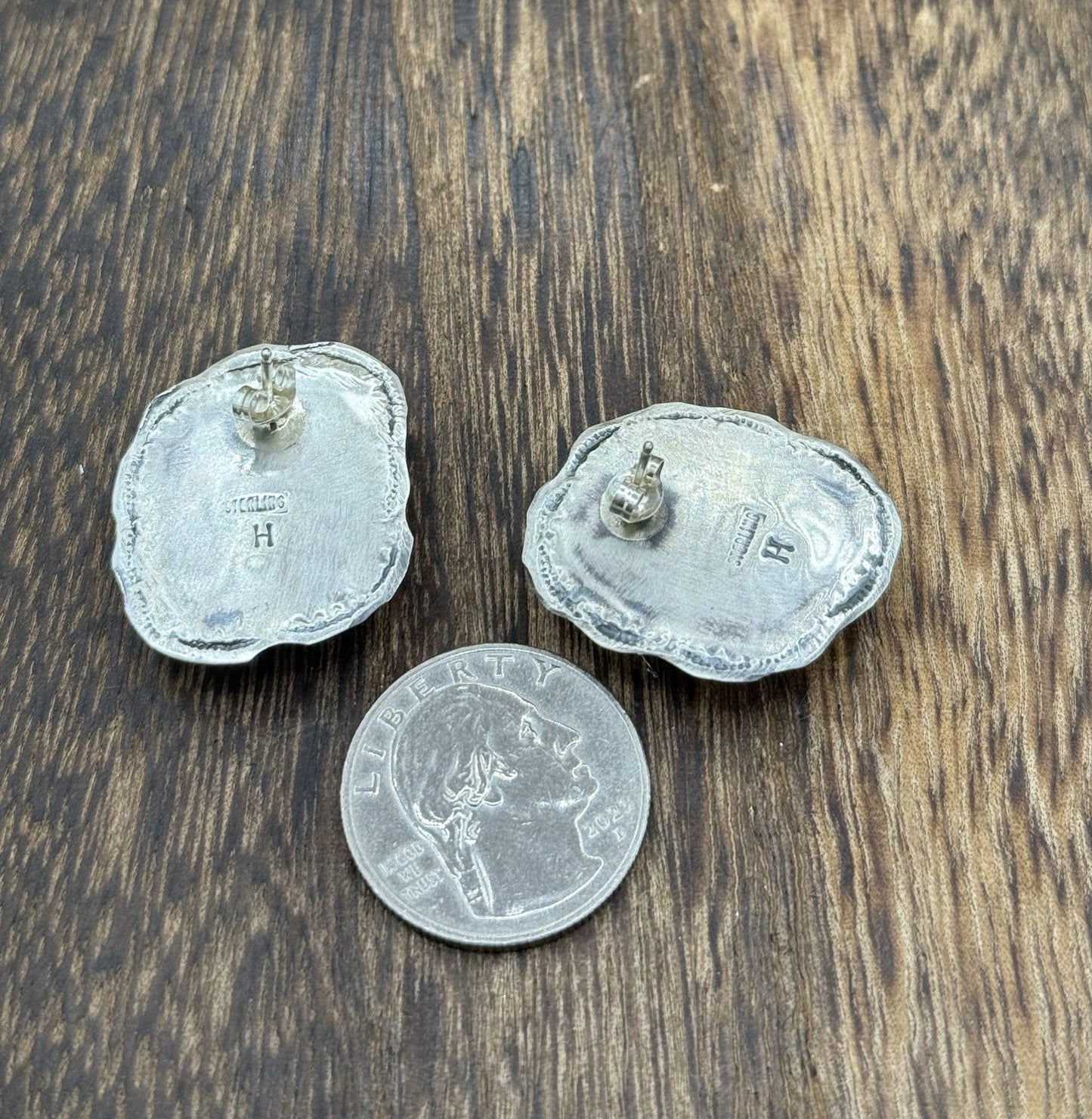 Navajo Handmade Sterling Silver Orange Spiny Oyster Shell Stamped Post Earrings