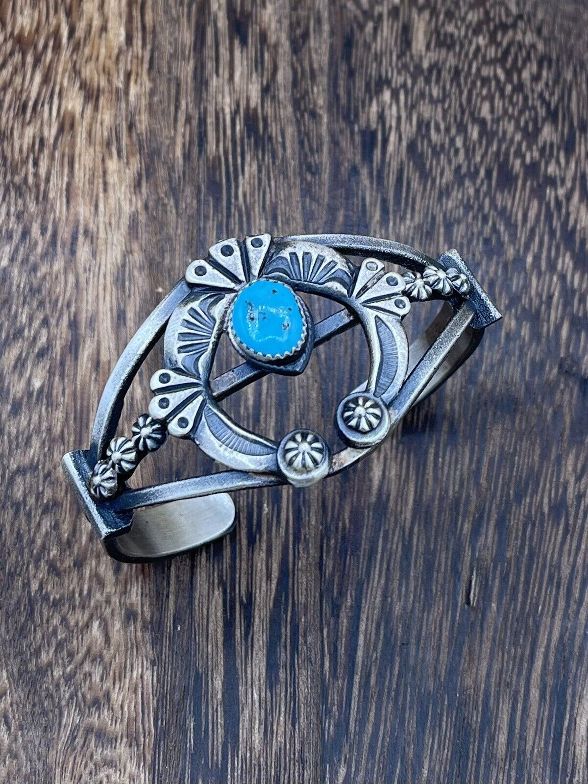 Native American Silver Navajo Handmade Kingman Turquoise Old look Naja Bracelet