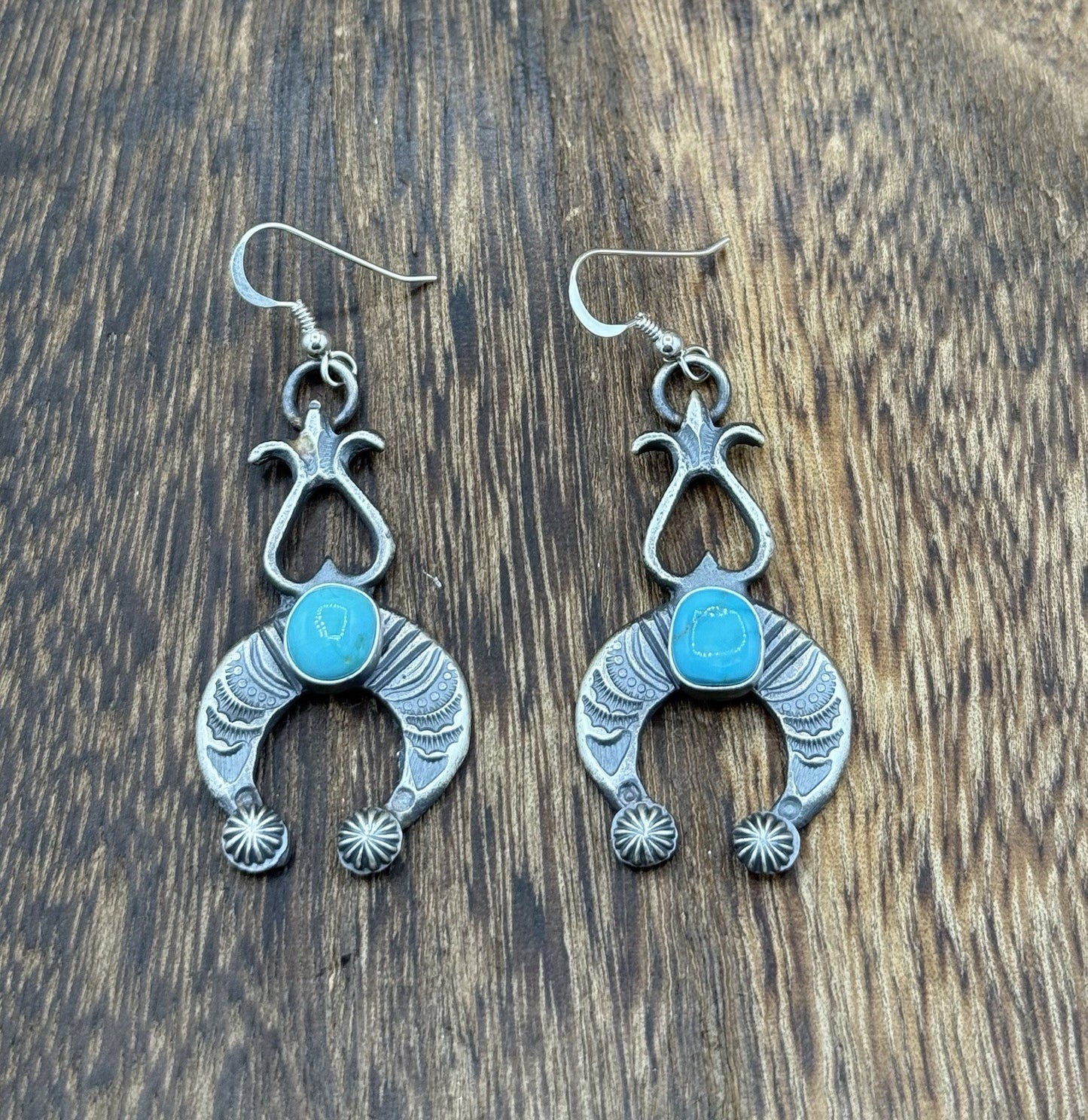 Navajo Handmade Sterling Silver Old Look Kingman Turquoise Earrings Kevin Billah