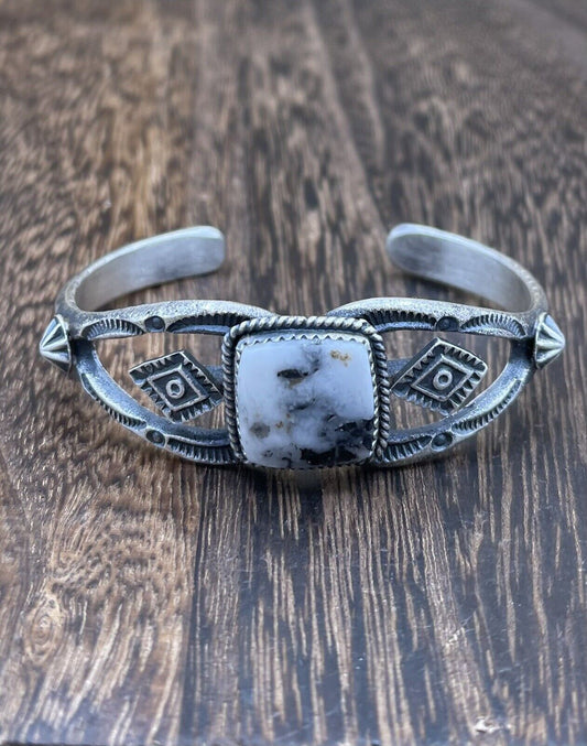 Native American Sterling Silver Navajo Handmade White Buffalo Old look Bracelet