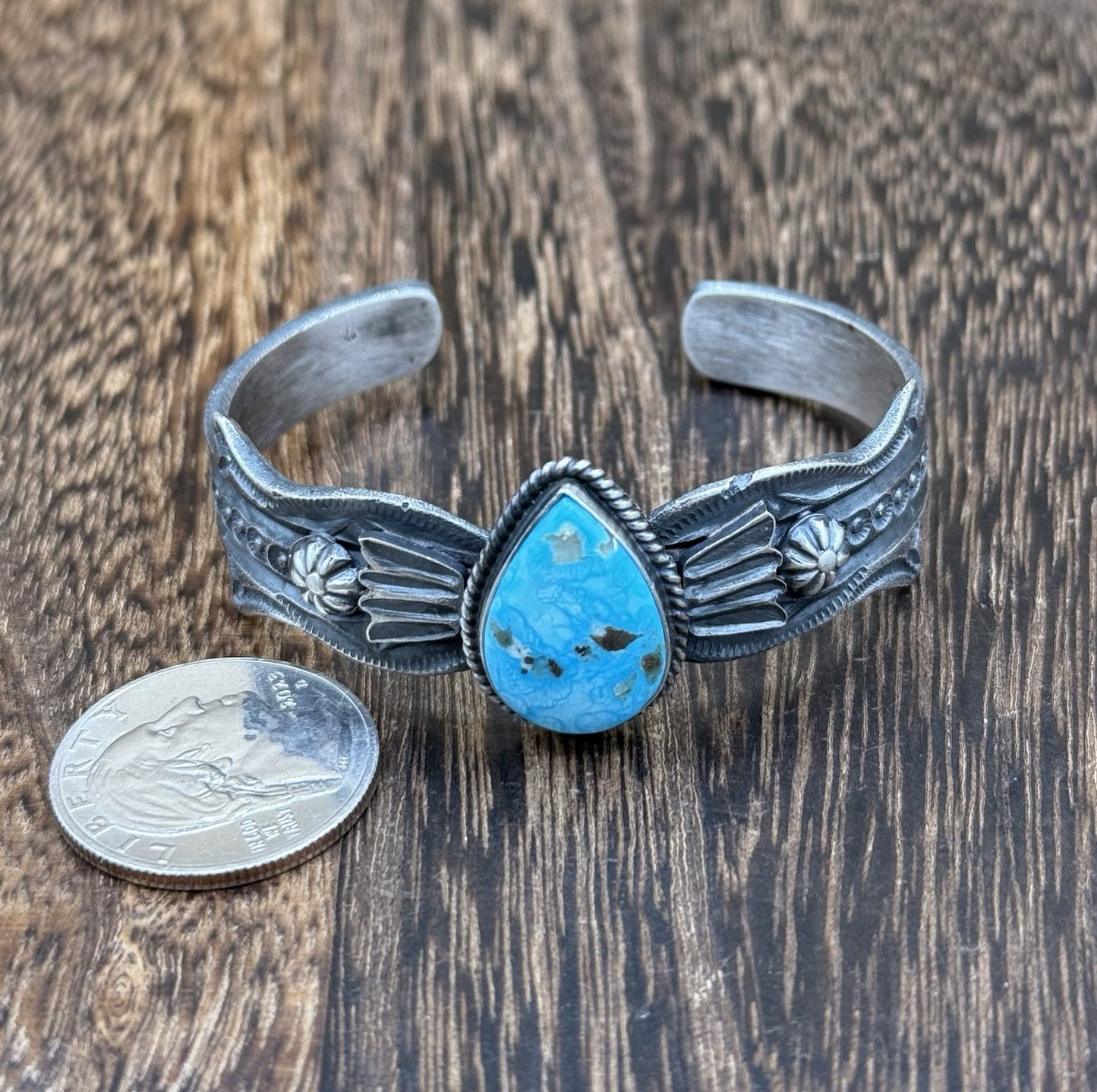 Navajo Handmade Sterling Silver White Water Turquoise Old look Cast Bracelet