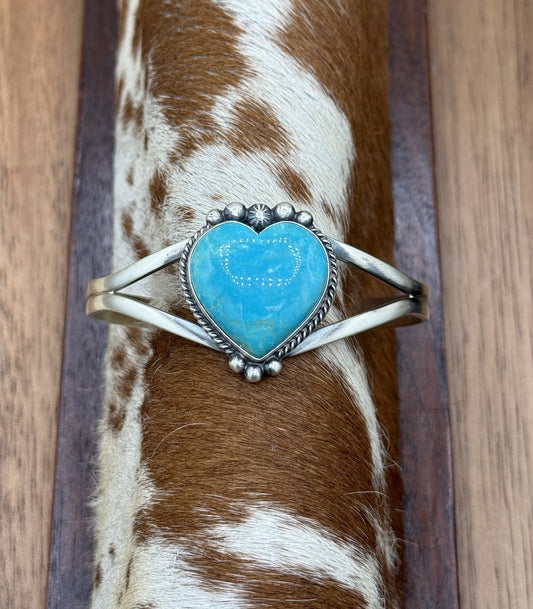 Navajo Handmade Sterling Silver Kingman Turquoise Heart Bracelet Cuff Betta Lee