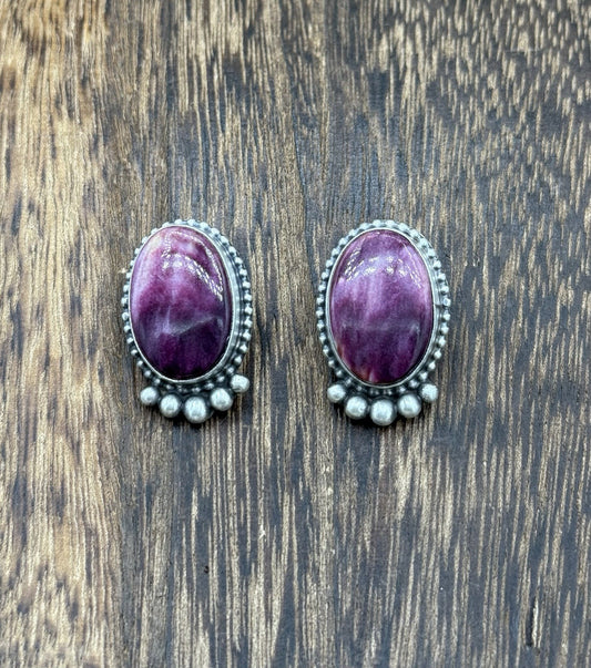 Native Navajo Handmade Sterling Silver Purple Spiny Oyster Post Stud Earrings