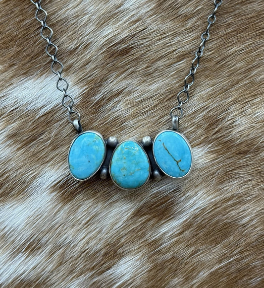 Navajo Handmade Sterling Silver Kingman Turquoise Cluster Bar Necklace 18”