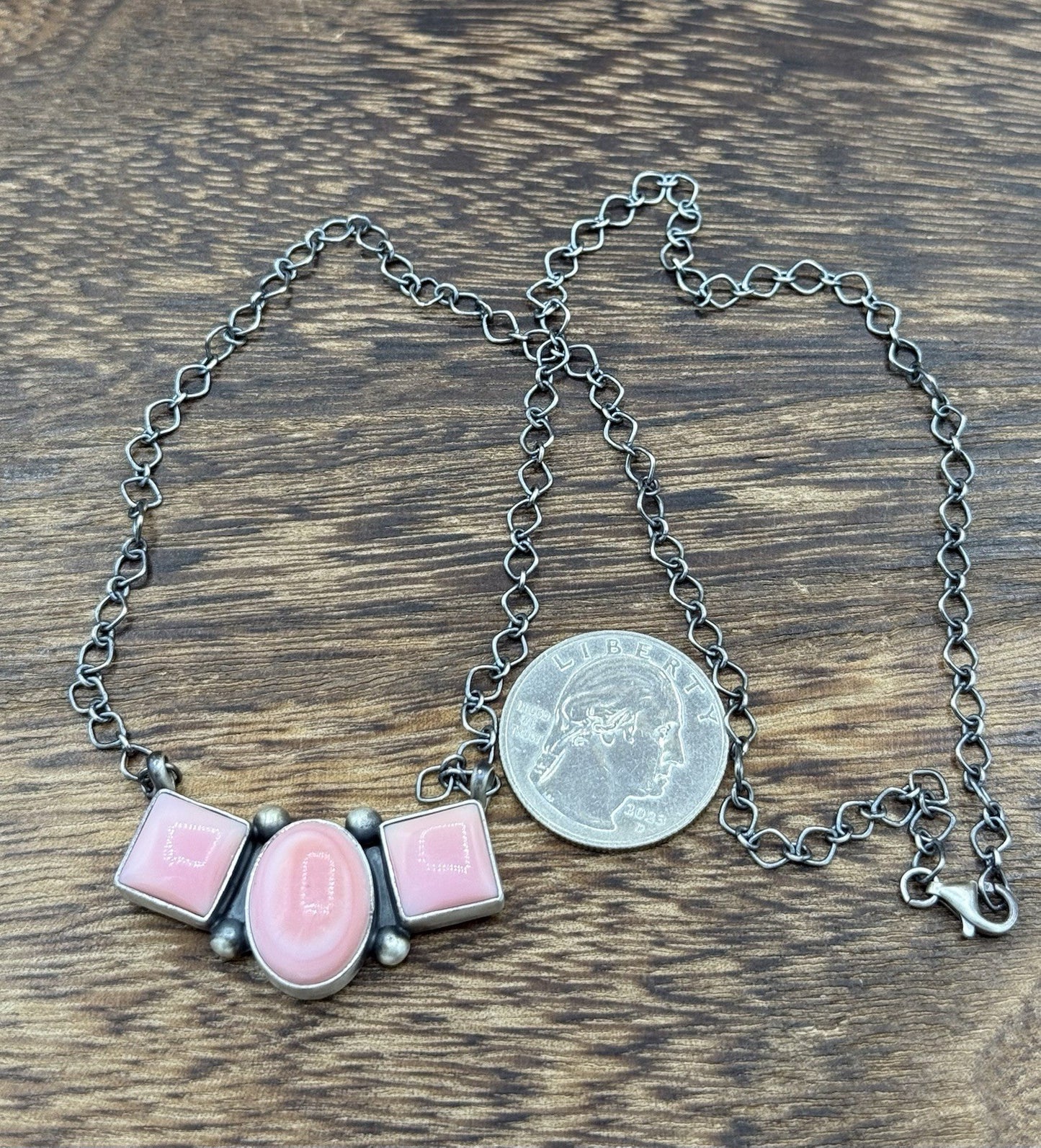 Navajo Handmade Sterling Silver Pink Conch Shell Cluster Bar Necklace 18”