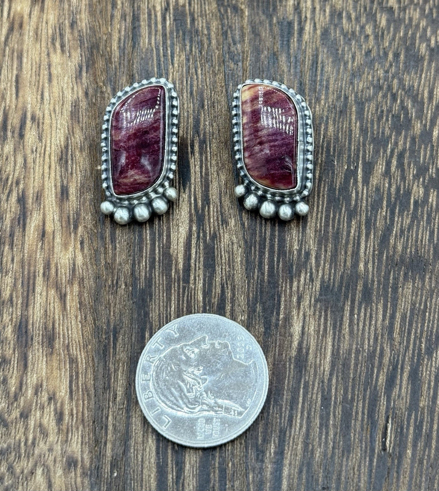 Native Navajo Handmade Sterling Silver Purple Spiny Oyster Post Stud Earrings