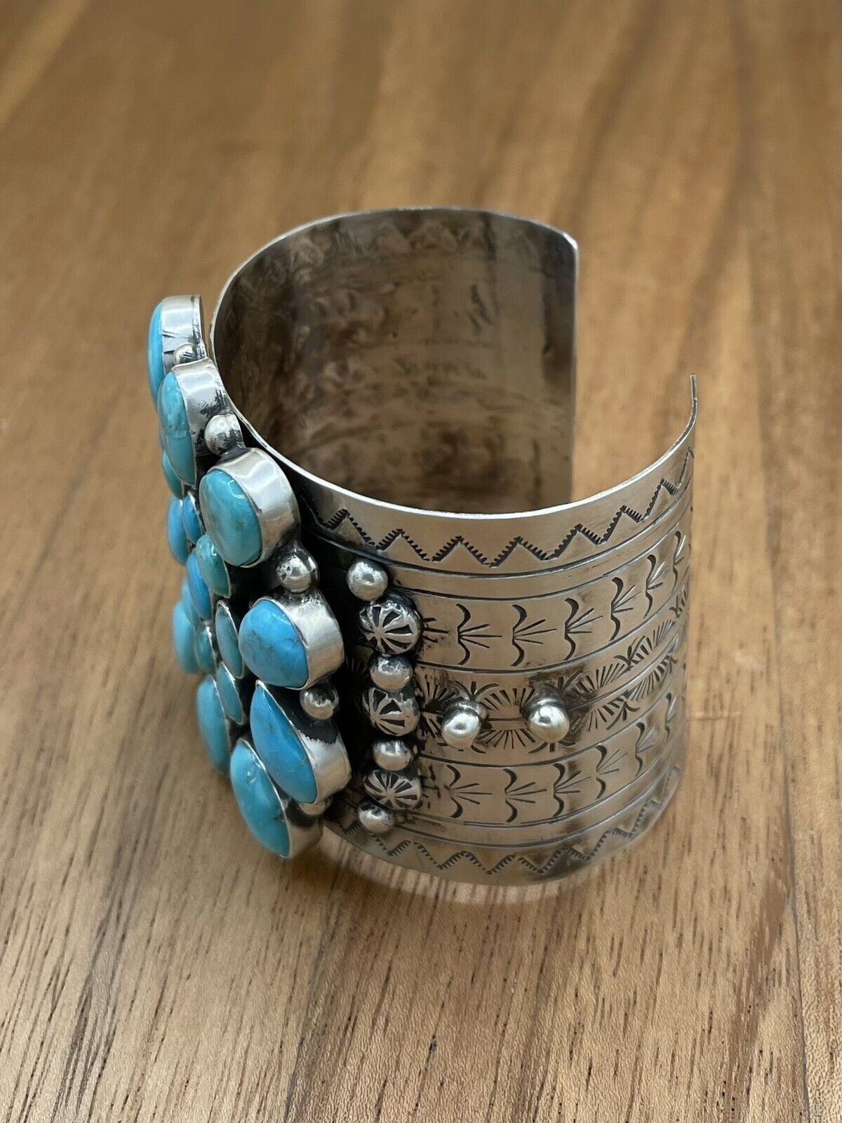 Native American Navajo Handmade Sterling Silver Natural Turquoise Cuff Bracelet