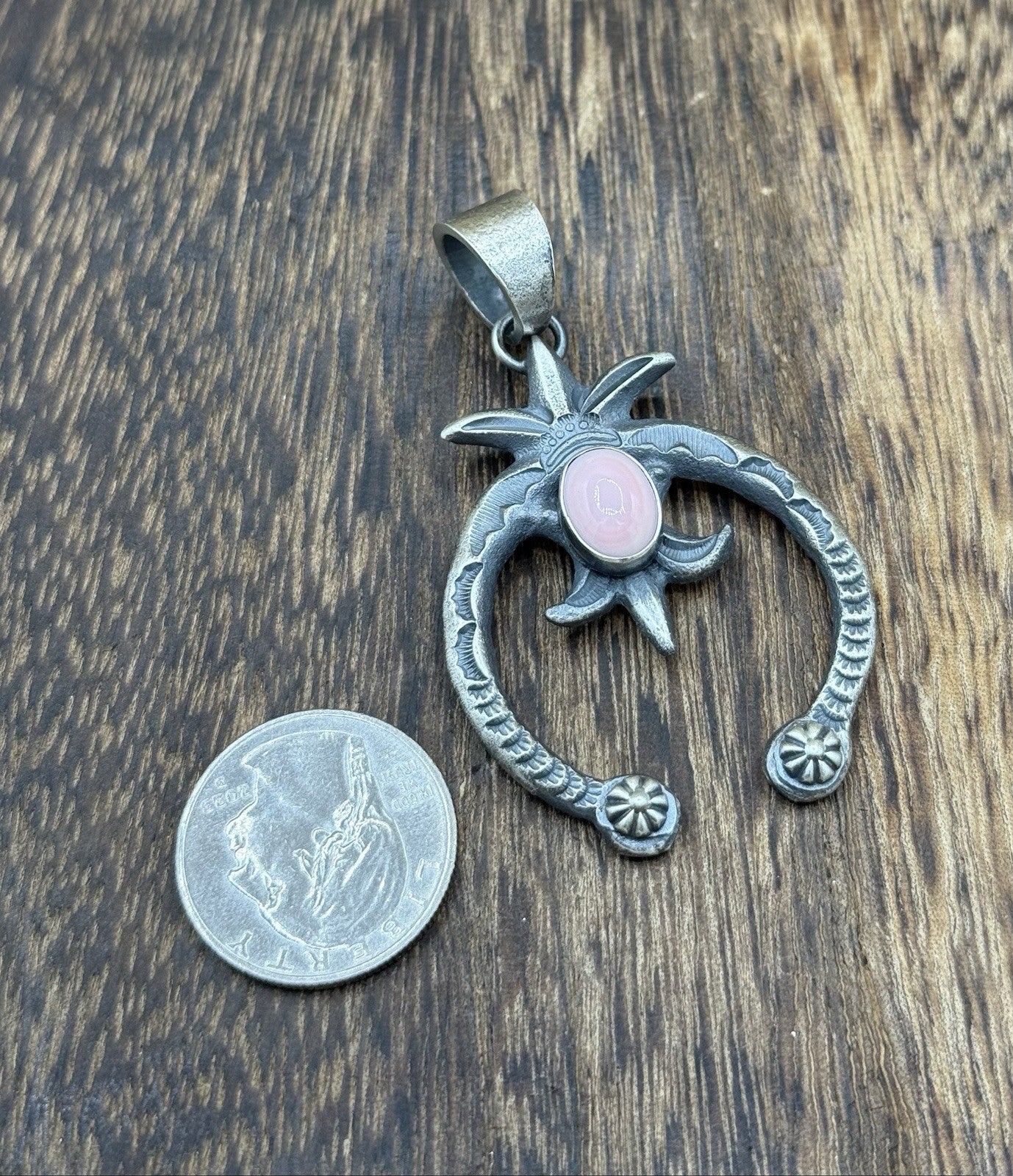 Native American Navajo Handmade Sterling Silver Old Look Pink Conch Naja Pendant