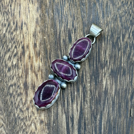 Navajo Handmade Sterling Silver Purple Spiny Oyster Cluster Drop Pendant