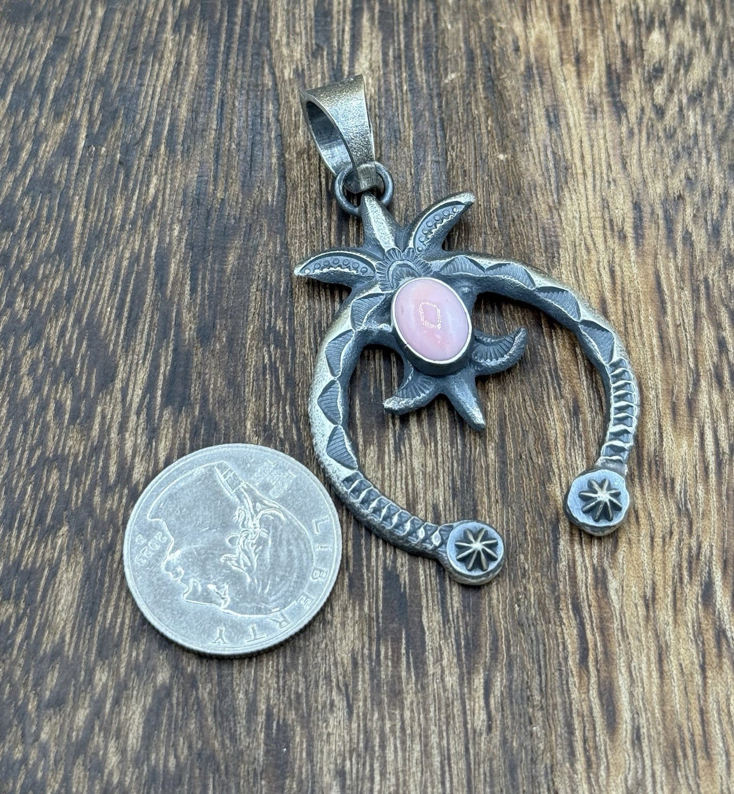 Native American Navajo Handmade Sterling Silver Old Look Pink Conch Naja Pendant