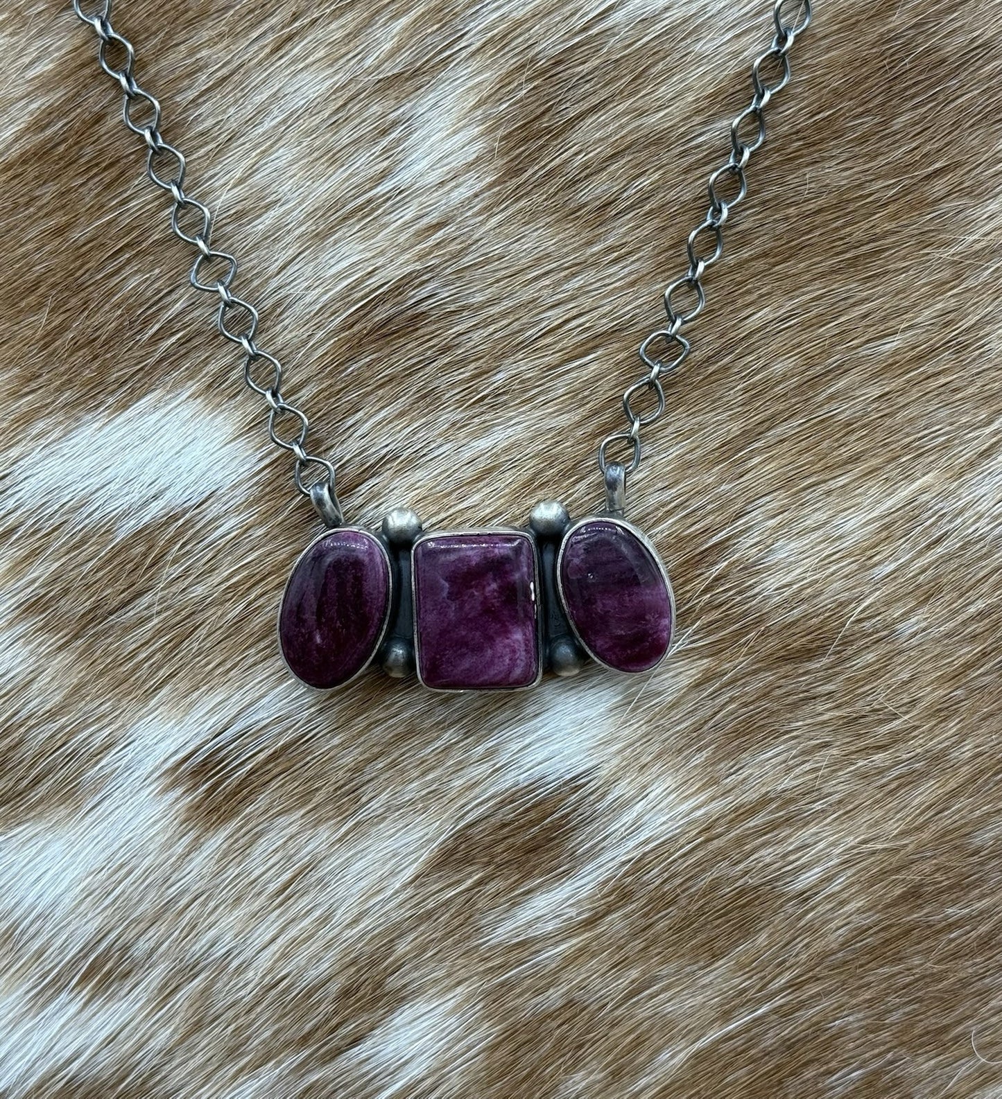 Navajo Handmade Sterling Silver Purple Spiny Oyster Cluster Bar Necklace 18”