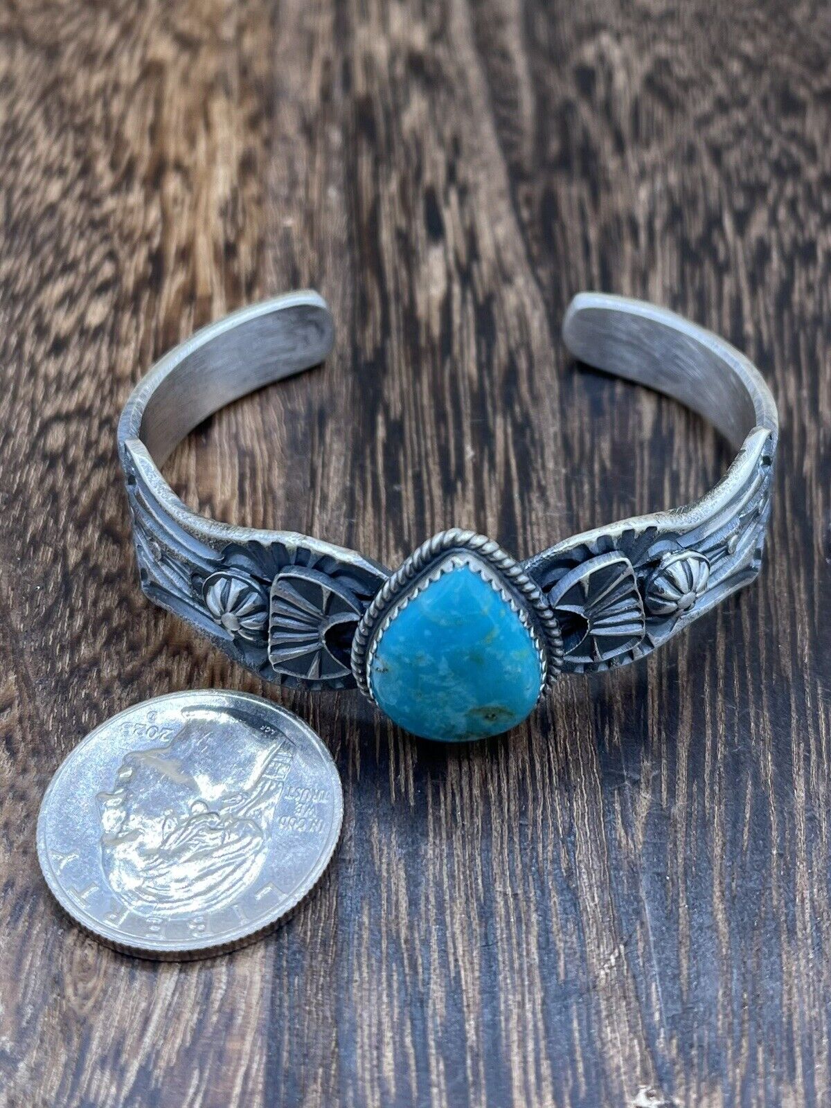 Native American Navajo Handmade Silver Kingman Turquoise Old look Bracelet