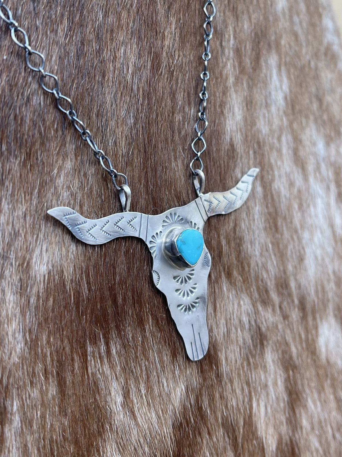 Navajo Handmade Sterling Silver Kingman Turquoise Longhorn Necklace By Betta Lee