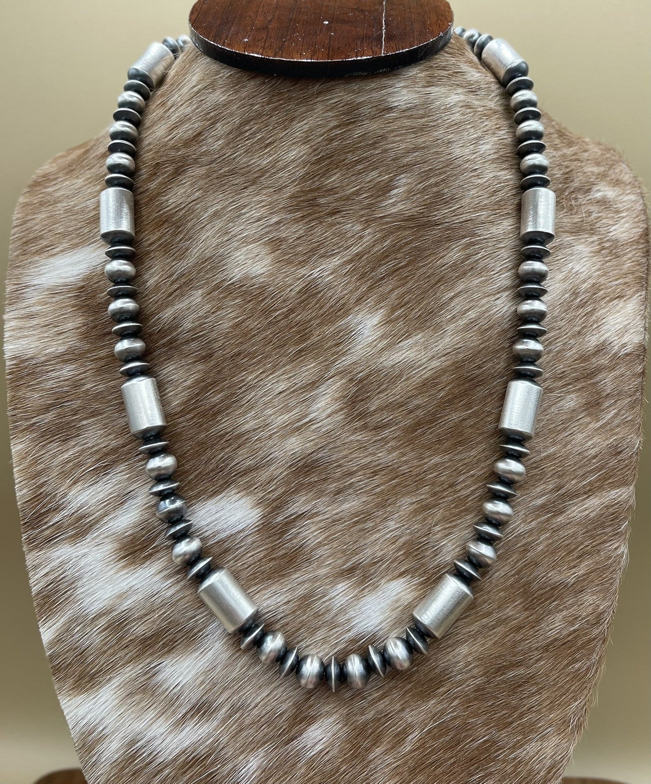 Authentic Native American Navajo Handmade Silver Pearl Beads Necklace 22” Signed