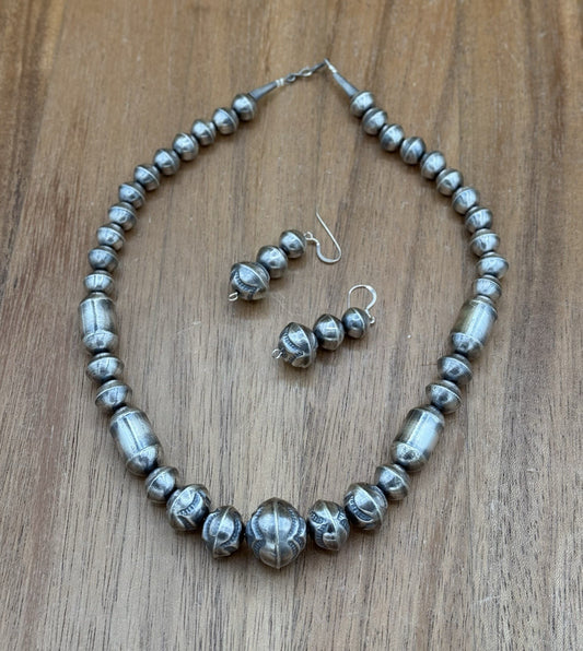 Authentic Navajo Handmade Old Look Navajo Pearl Bead Necklace And Earrings 18”