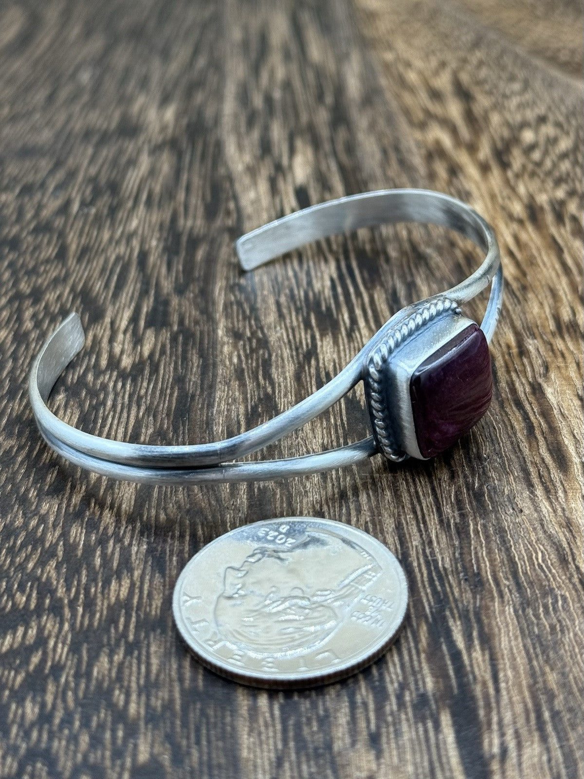 Navajo Handmade Sterling Silver Purple Spiny Oyster Stacker Old Look Bracelet